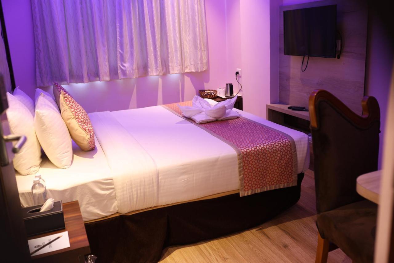 Npg Hotel Bangalore Just 10 Mins Drive From The Kempegowda International Airport מראה חיצוני תמונה